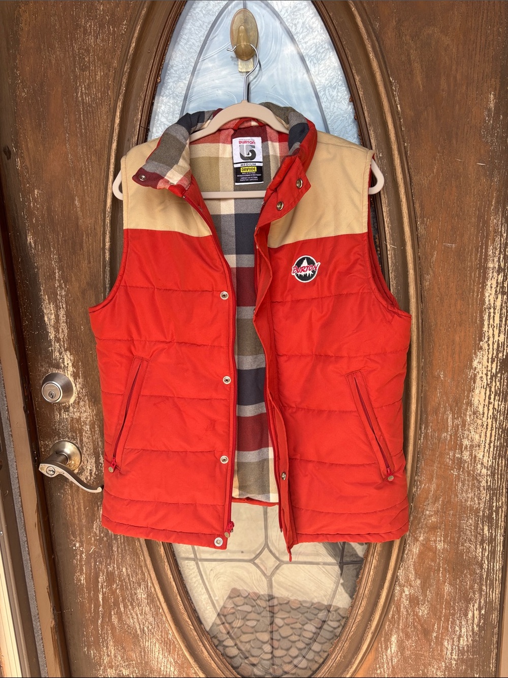 Burton puffer vest! Men’s Medium